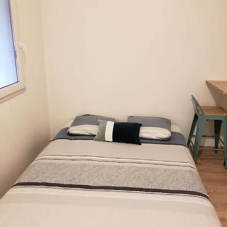 A 2 Pas Du Tram Apartment Nantes