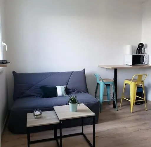 A 2 Pas Du Tram Apartman *